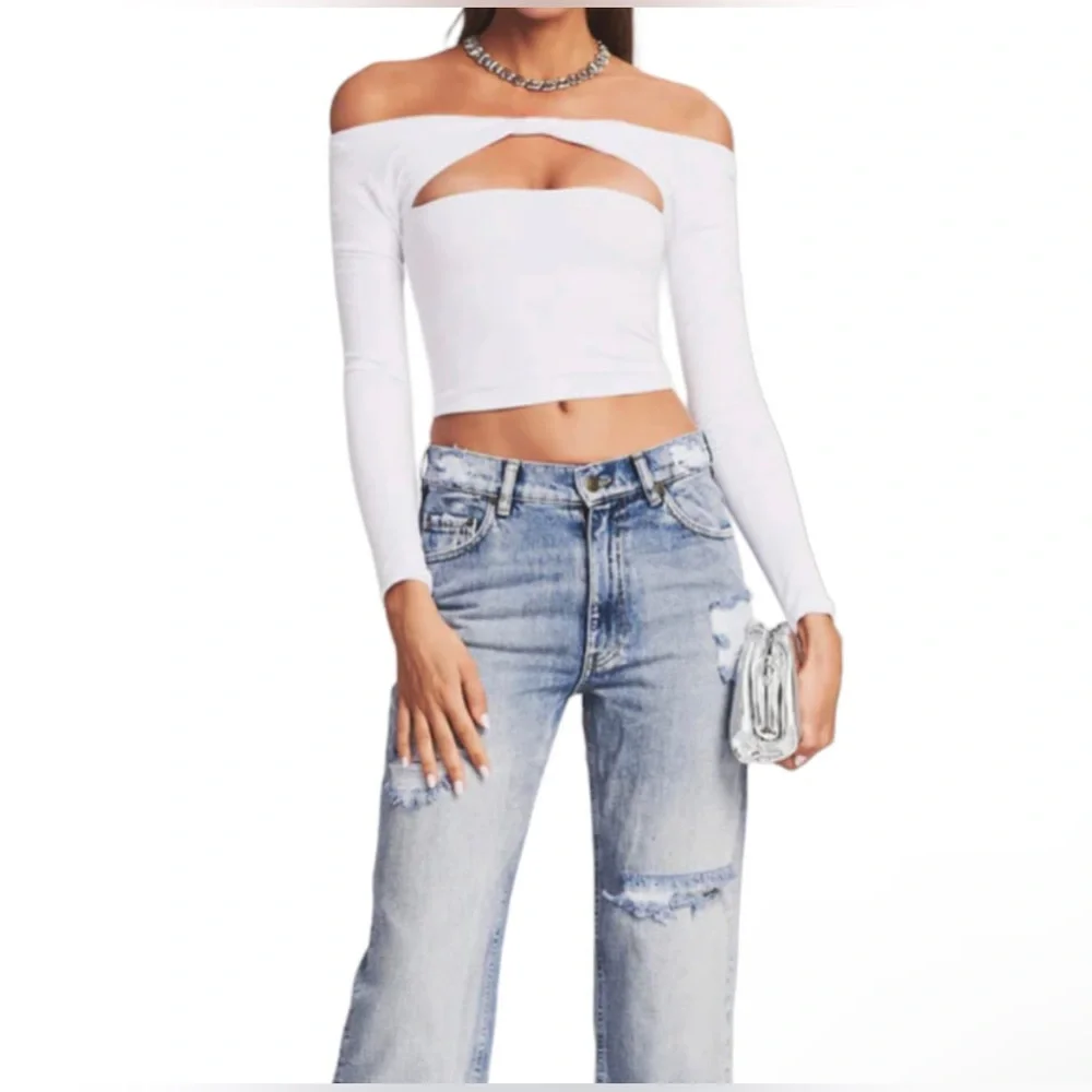 SER.O.YA Ellis Top White NWT Long Sleeve Cutout REVOLVE XS Cropped Fitted Sexy